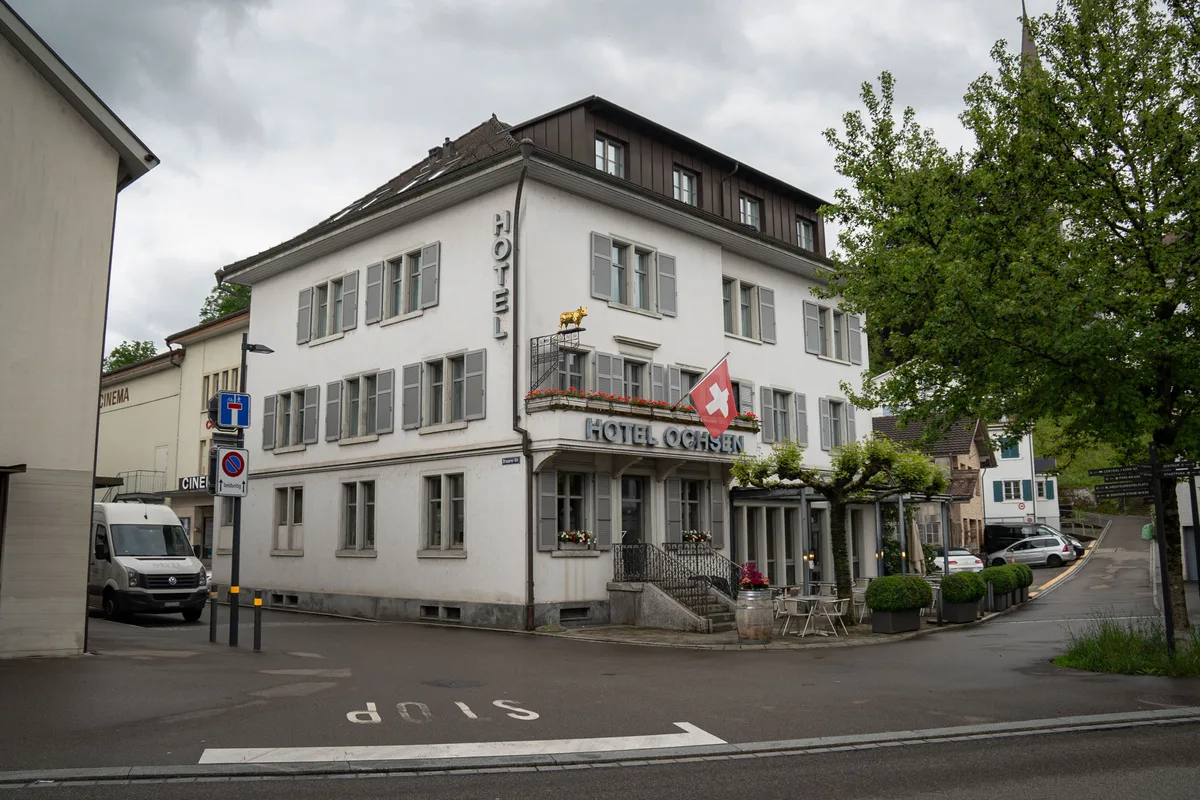 Der «Ochsen» in Uster wechselt nach Jahrzehnten den Wirt. Wir sprechen mit Jörg und Urs Badertscher.